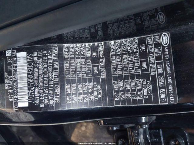 Land Rover Discovery Image 3