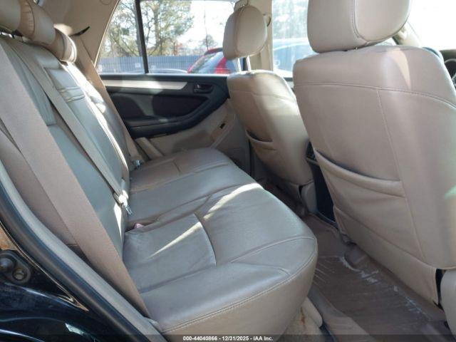 Toyota 4Runner Sr5 V8 Image 6