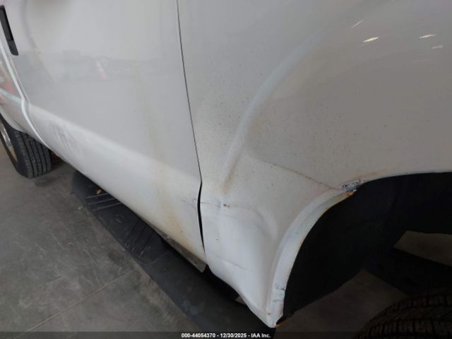 Ford F-250 Xl Image 13