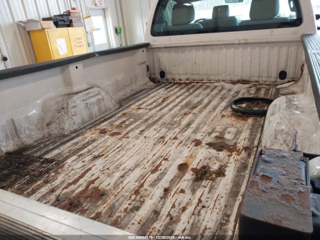 Ford F-250 Xl Image 16