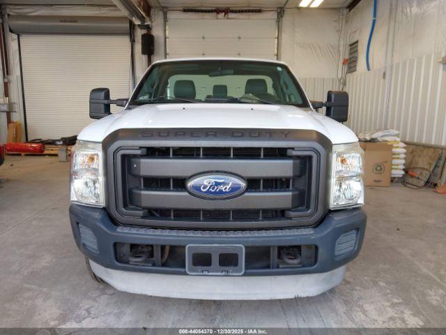 Ford F-250 Xl Image 20
