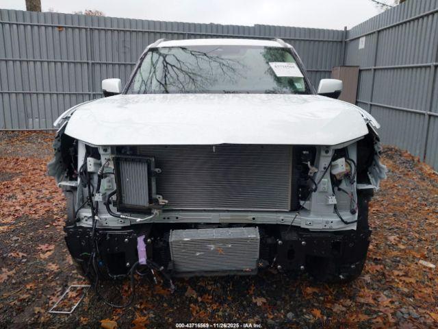 INFINITI Qx Luxe Awd Image 18