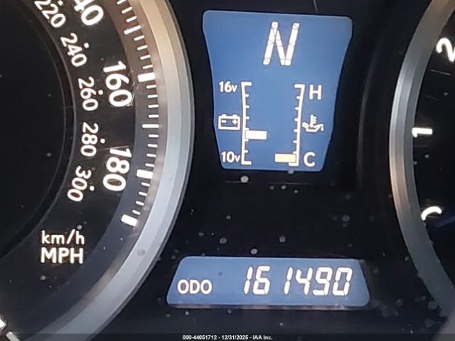Lexus Is Image 16