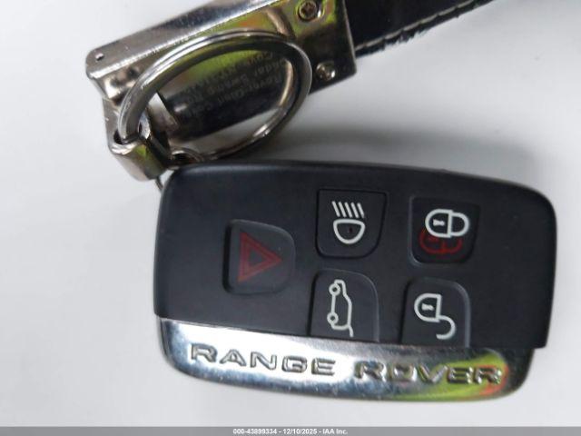 Land Rover Range Rover Sport 3.0l V6 Supercharged Hse Image 9