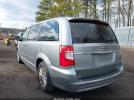 Chrysler Town & Country Touring-l Image 10