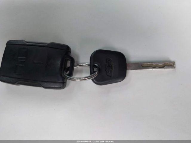 Chevrolet Silverado 1500 Image 2