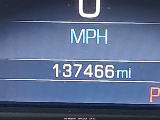 Chevrolet Silverado 1500 Image 10