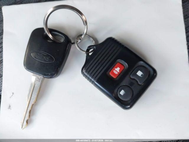 Ford Escape Xlt Image 2