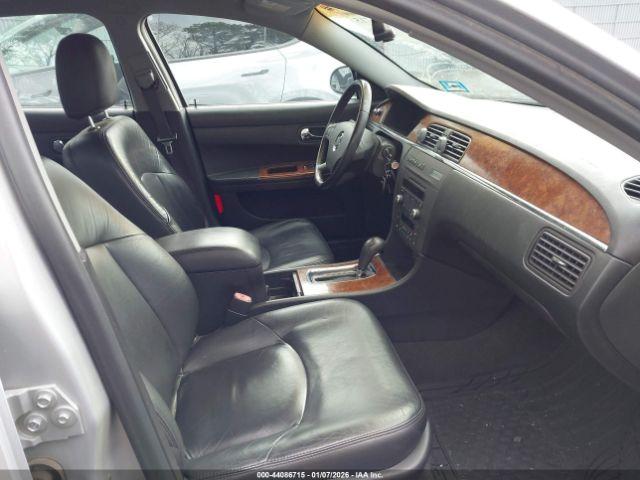 Buick LaCrosse Cxl Image 2