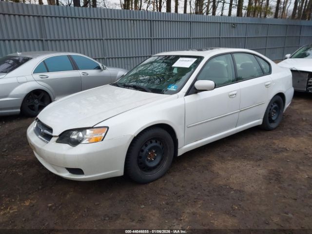 Subaru Legacy 2.5i Image 2
