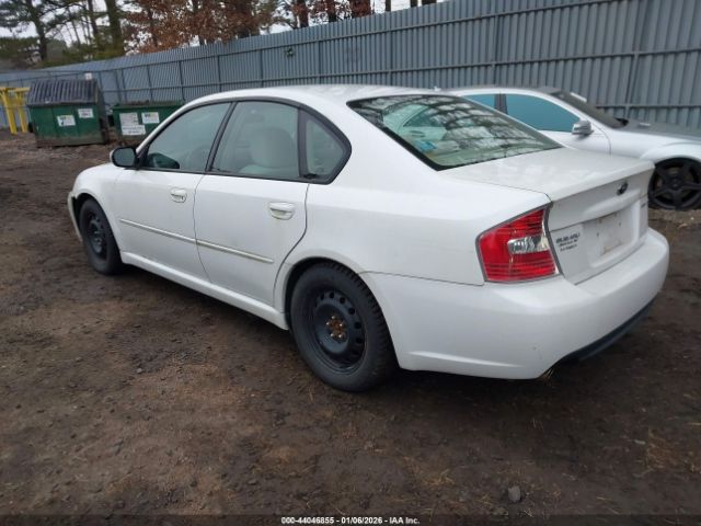 Subaru Legacy 2.5i Image 12