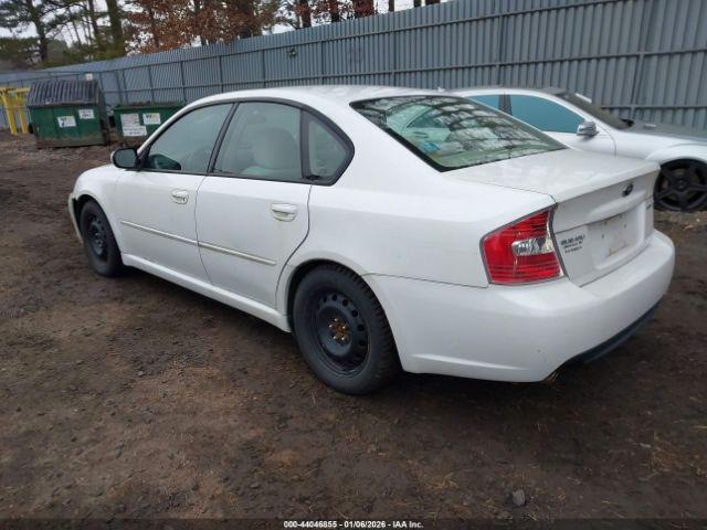 Subaru Legacy 2.5i Image 12