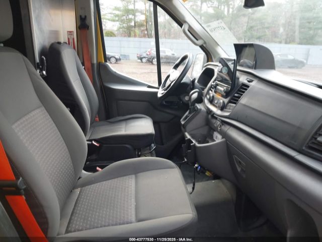 Ford Transit Image 18