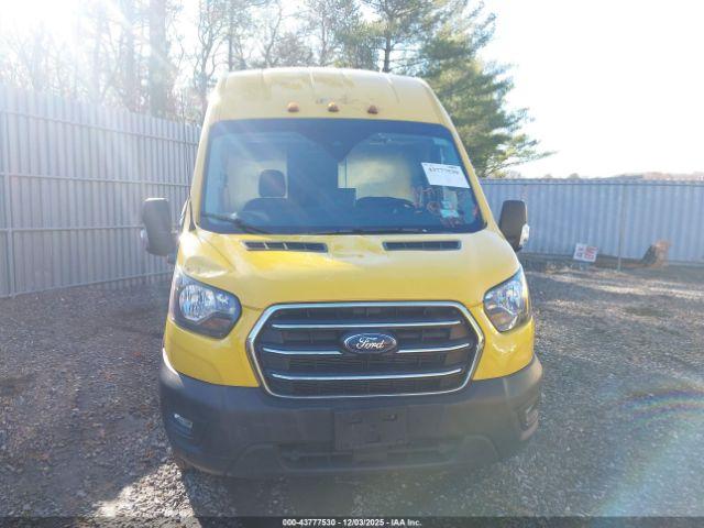 Ford Transit Image 8
