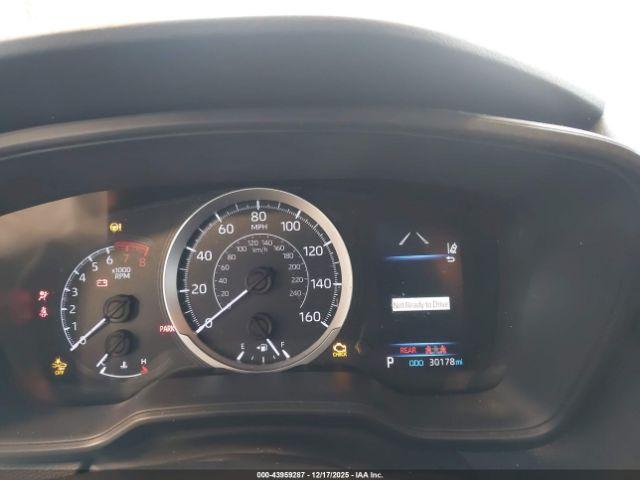 Toyota Corolla Le Image 12