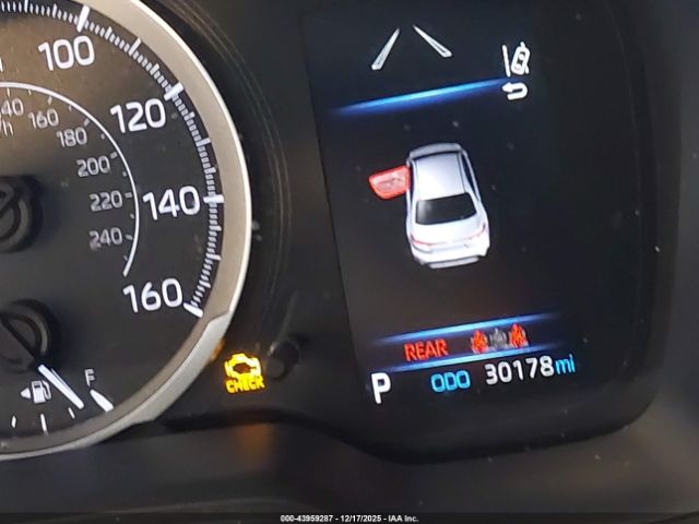 Toyota Corolla Le Image 14