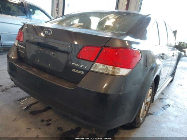 Subaru Legacy 2.5i Premium Image 7