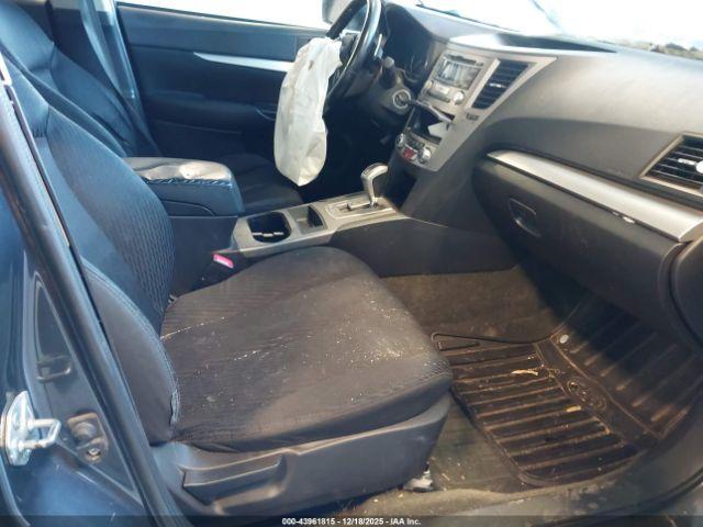 Subaru Legacy 2.5i Premium Image 9