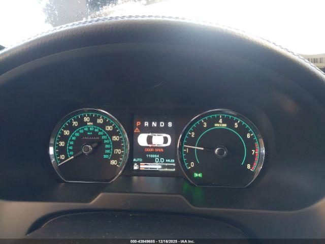 Jaguar XF I4 T Image 7