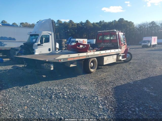 Freightliner M2 106 Image 4