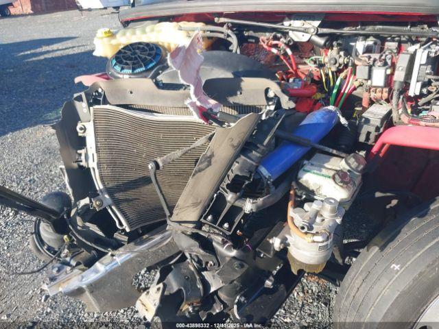 Freightliner M2 106 Image 10