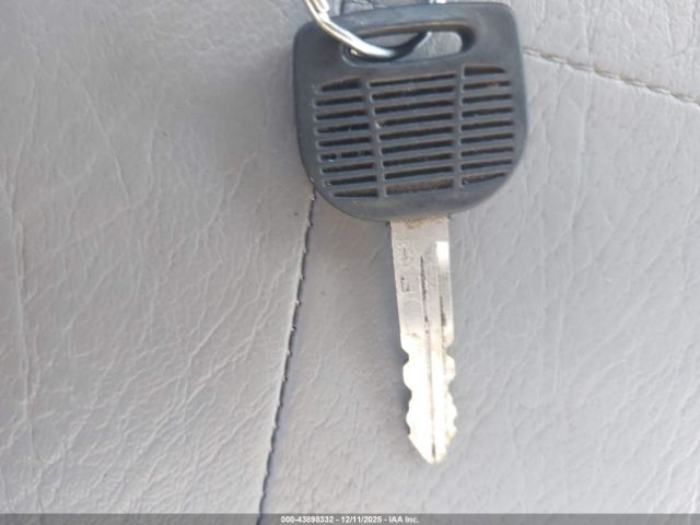 Freightliner M2 106 Image 9