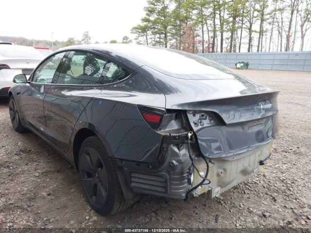 Tesla Model 3 Rear-wheel Drive Image 4