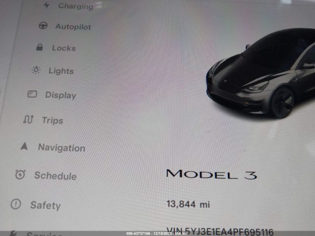 Tesla Model 3 Rear-wheel Drive Image 8
