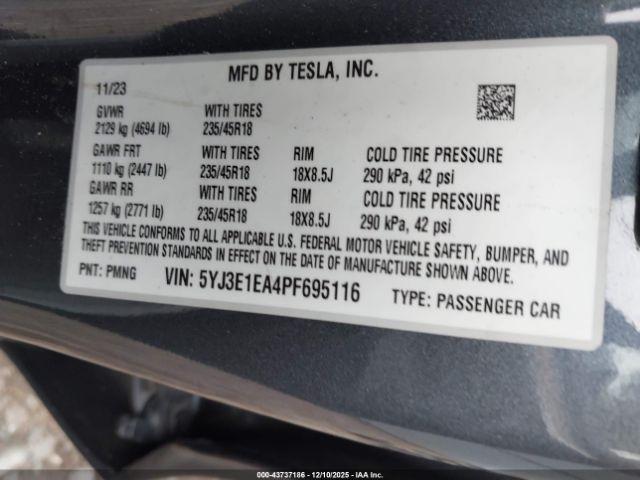 Tesla Model 3 Rear-wheel Drive Image 15