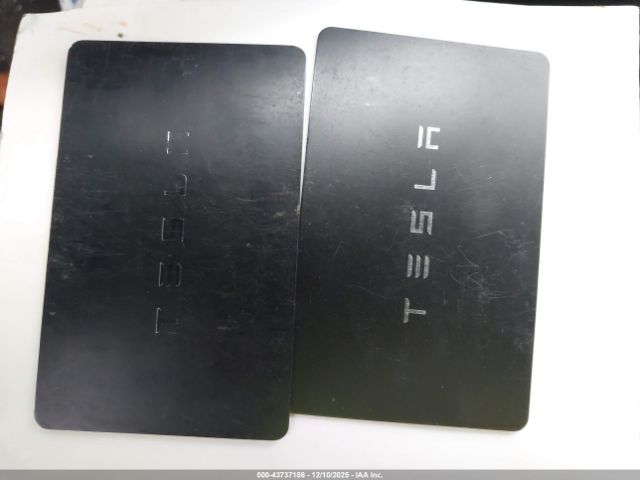 Tesla Model 3 Rear-wheel Drive Image 2