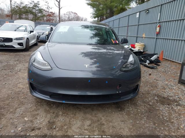 Tesla Model 3 Rear-wheel Drive Image 17