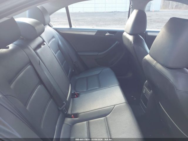 Volkswagen Jetta 1.8t Se Image 7