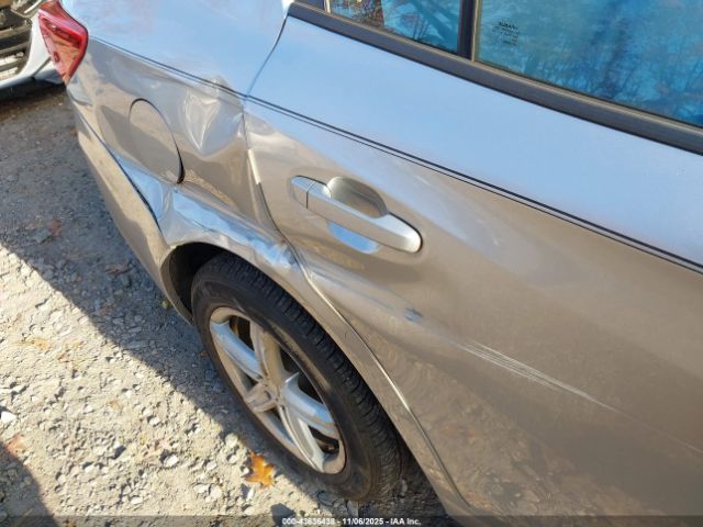 Subaru Impreza 2.0i Image 17