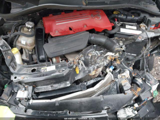 FIAT 500 Abarth Image 11