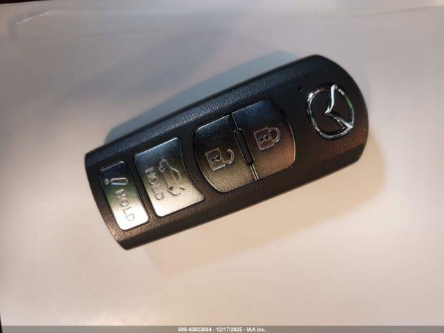 Mazda Mazda6 Touring Image 2