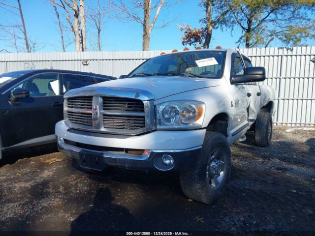 Dodge Ram 2500 Image 2