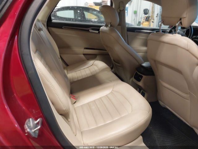 Ford Fusion Se Image 11