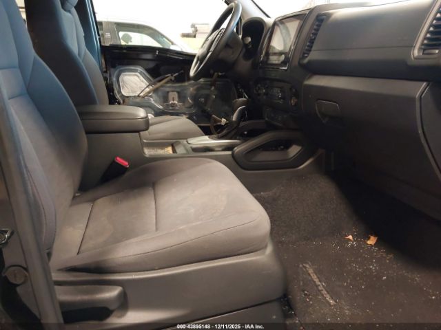 Nissan Frontier King Cab S 4x4 Image 14