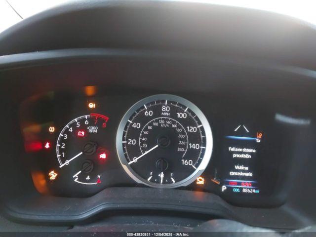 Toyota Corolla Le Image 12