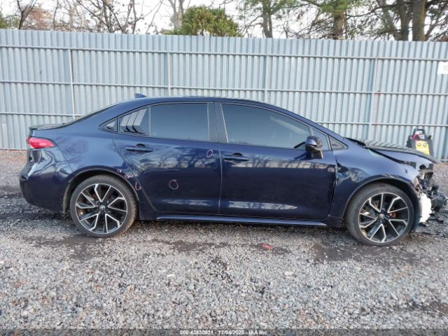 Toyota Corolla Le Image 9