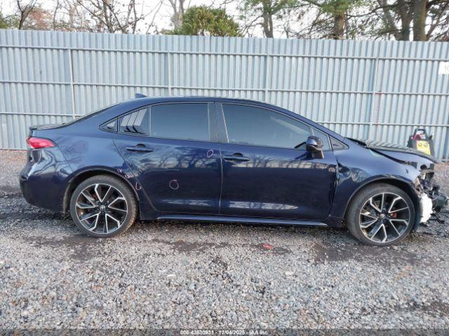 Toyota Corolla Le Image 9