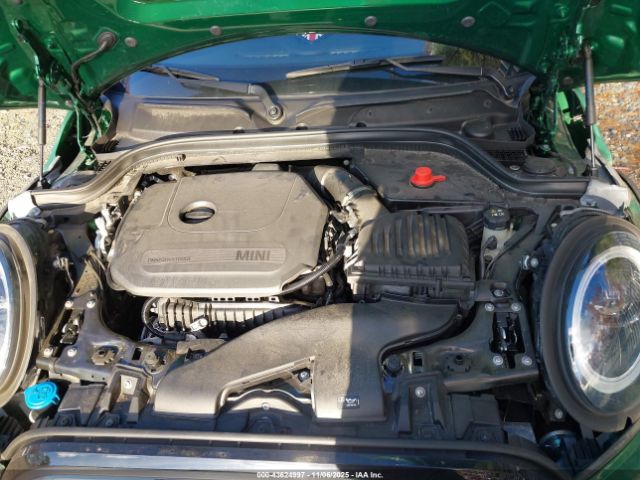 MINI Convertible Cooper Image 9