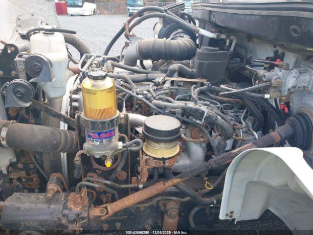 Hino 258 268 Image 13