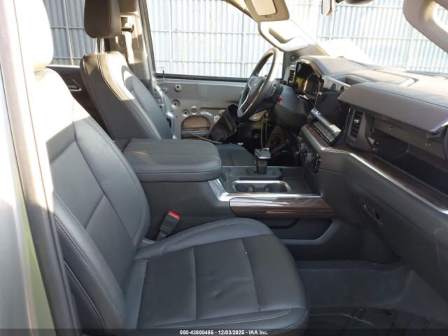 Chevrolet Silverado 1500 4wd  Short Bed Rst Image 8