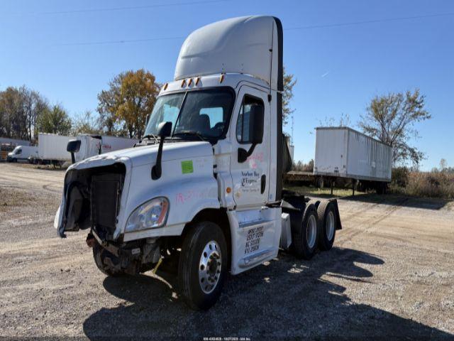 Freightliner Cascadia 125 Image 4